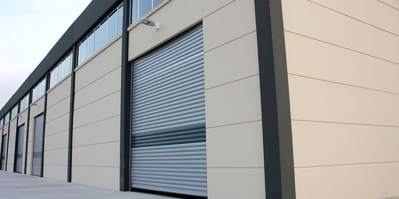 What You Need to Know About Commercial Garage Doors
