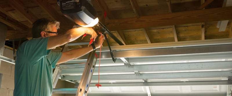 Garage Door Opener Repair in Tampa, Florida