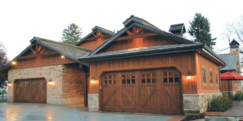 Garage Door Services in Fish Hawk, Florida